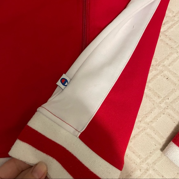 Red and white Champion track jacket - Picture 4 of 7